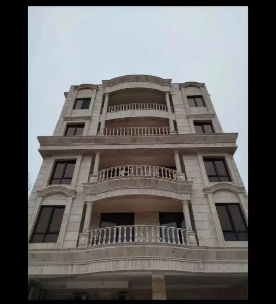 فروش آپارتمان ۱۰۰ متر نوساز عظیمیه زنبق ۳