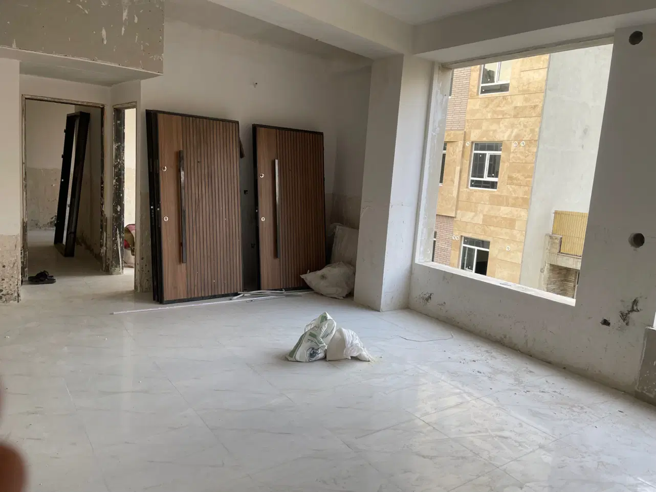 ۶۵متر دوخواب طبقه دوم نوساز  غیاثی خیابان عجب گل