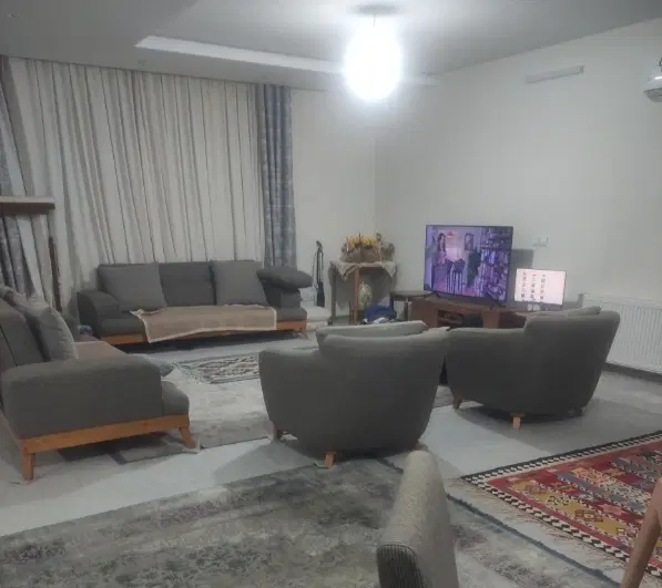 آپارتمان ۱۱۰ متری قدوسی غربی