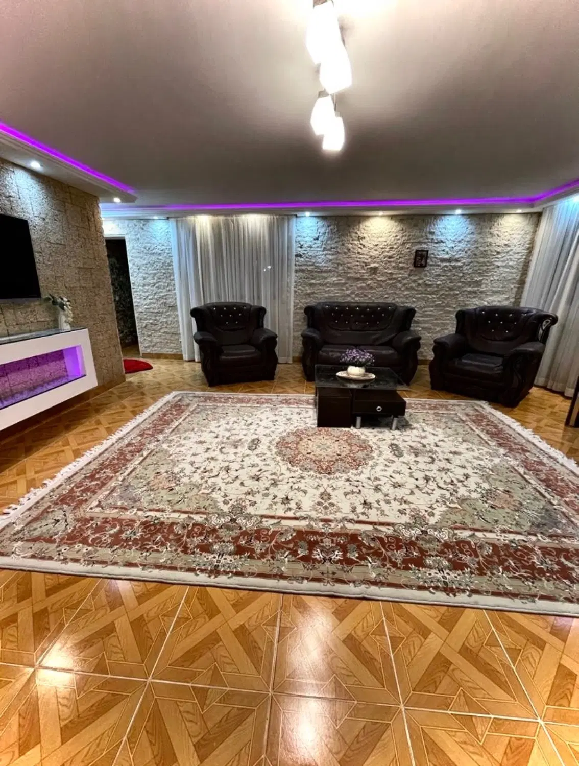 ویلادوخوابه بسیارتمیزبدون واسطه وکمیسیون(باwifi)