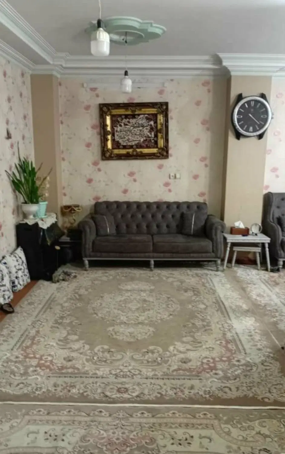 ۷۵ متر دو خواب، آسانسور و بالکن