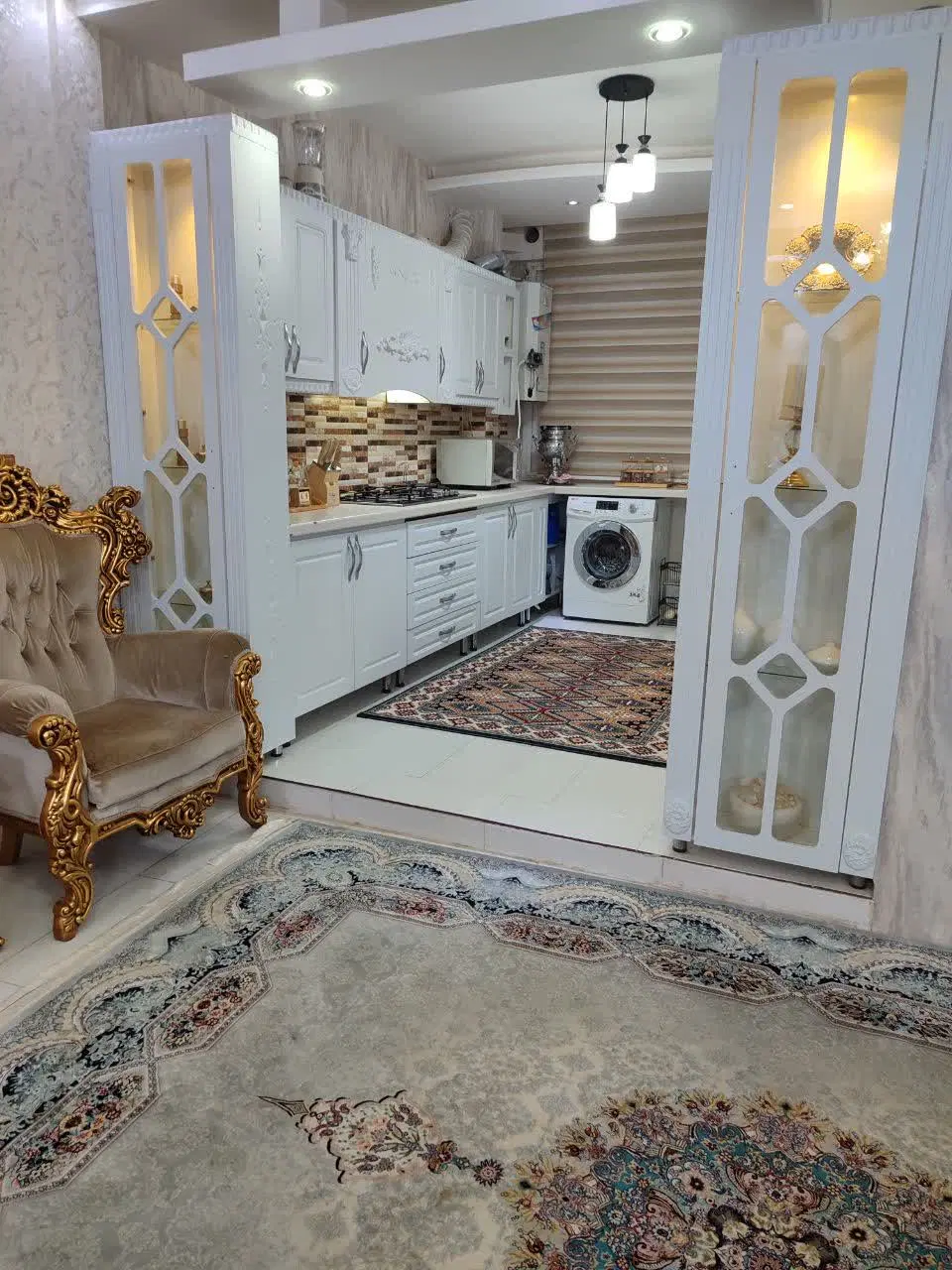 همخونه نیاز دارم وآقام