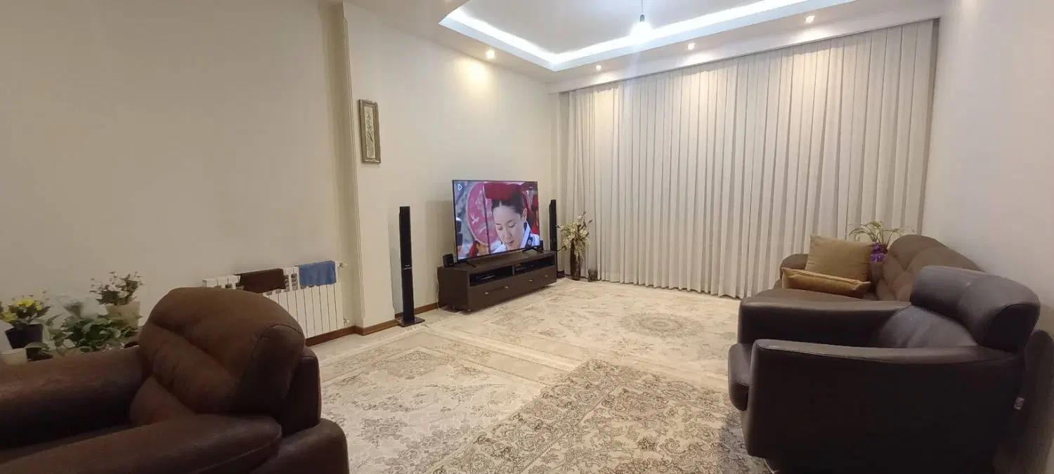 110متر 2 خواب فول امکانات _سالن پرده خور _مرزداران
