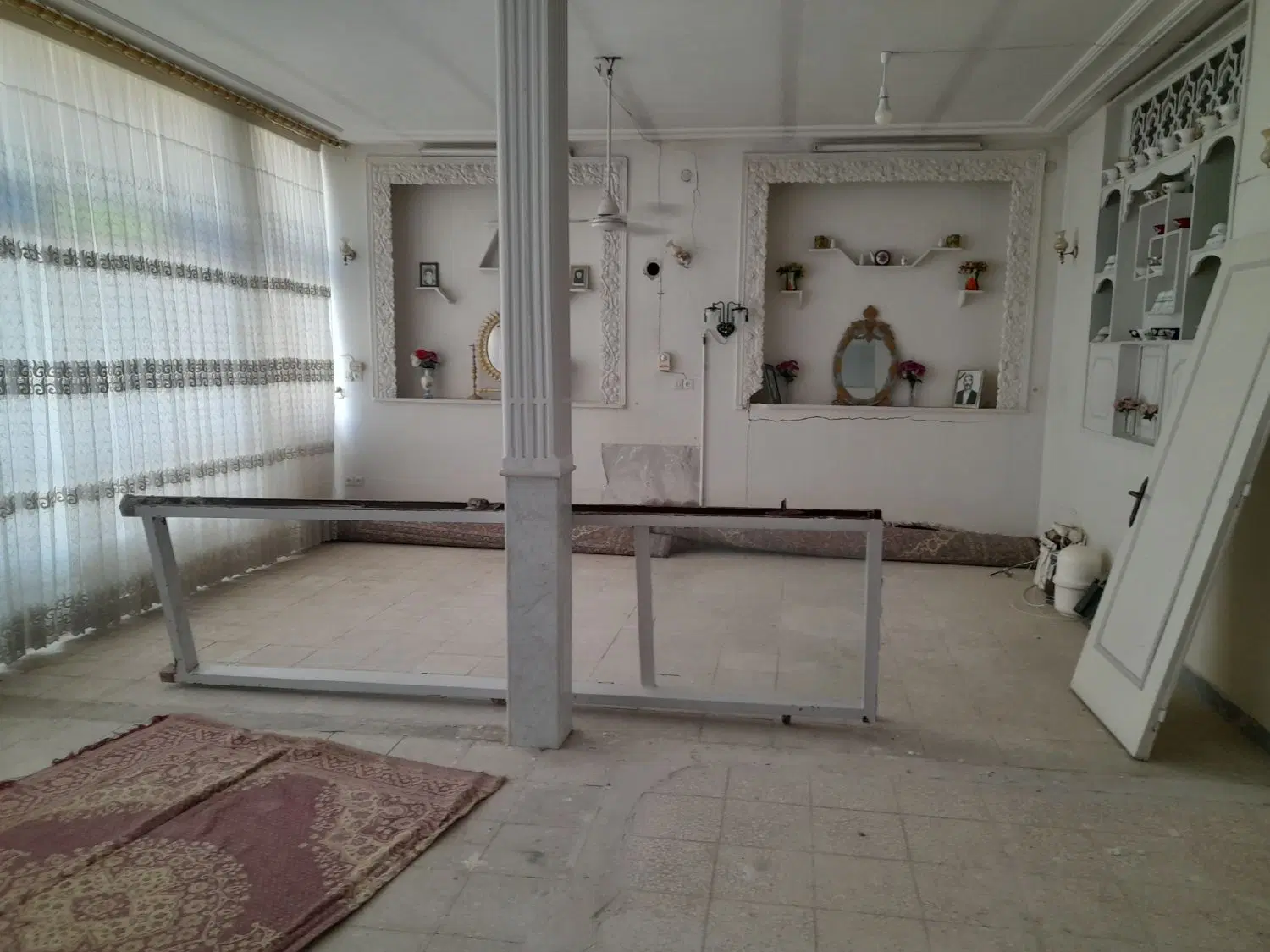 منزل مسکونی دو طبقه