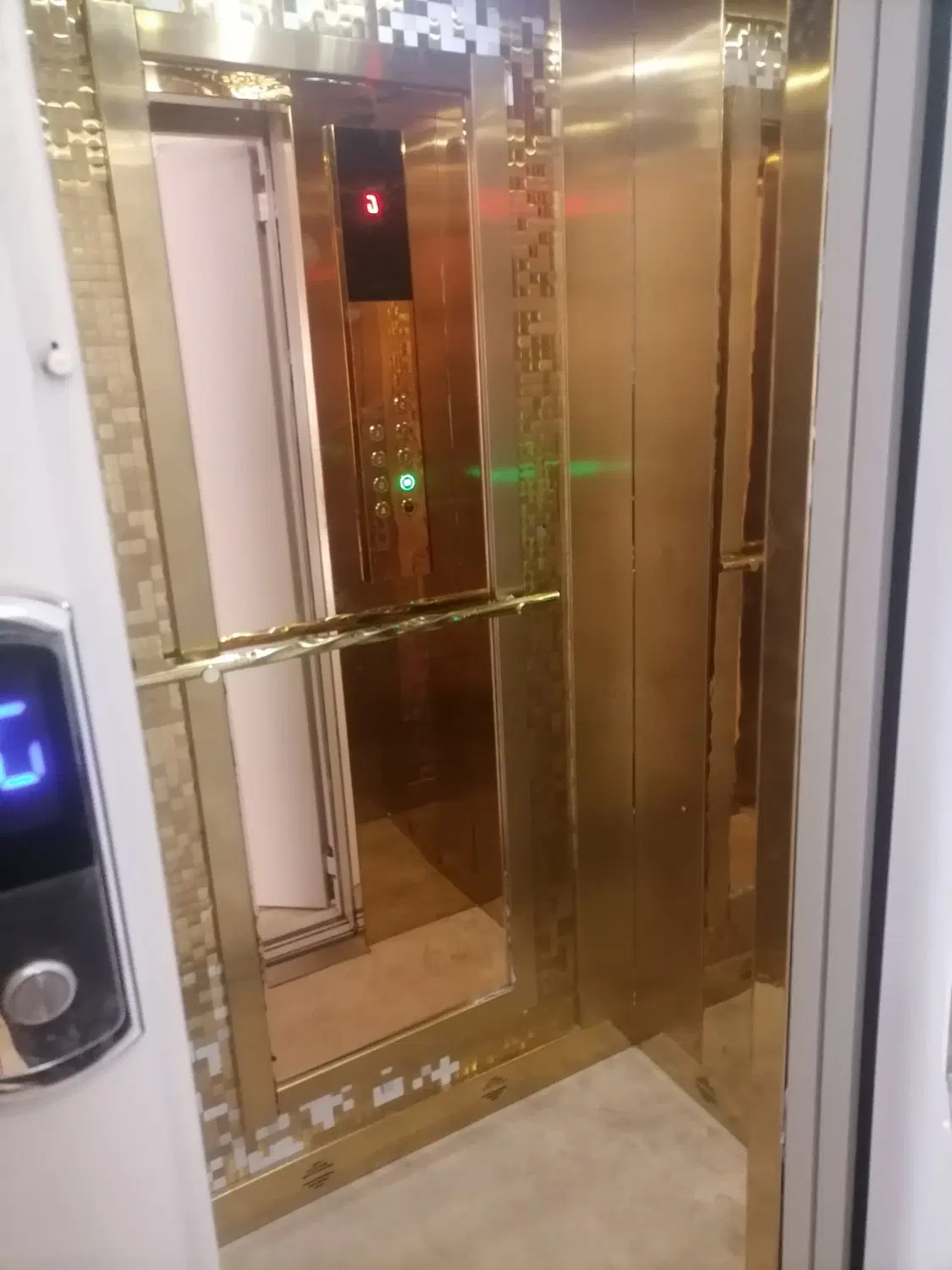 آپارتمان صفر و عالی