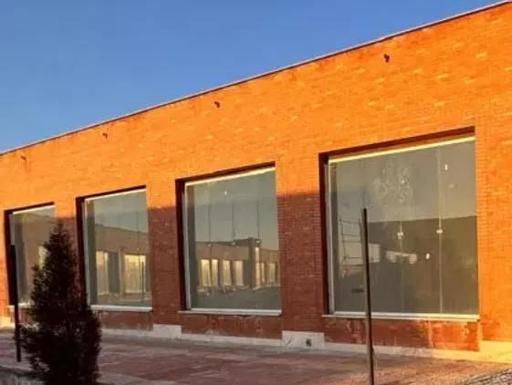 مغازه لاین مرکزی بازار حاج باقر