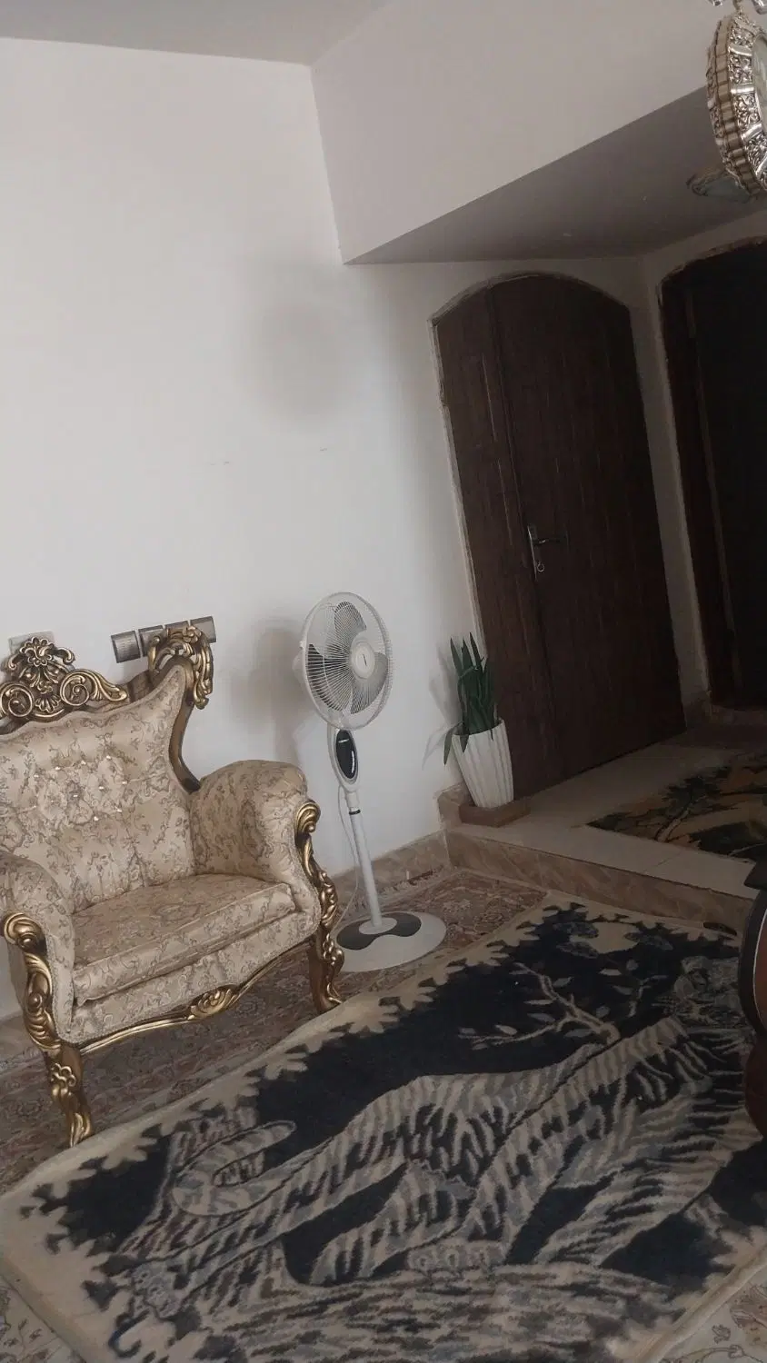 خانه فروشی ۲۲۰متری