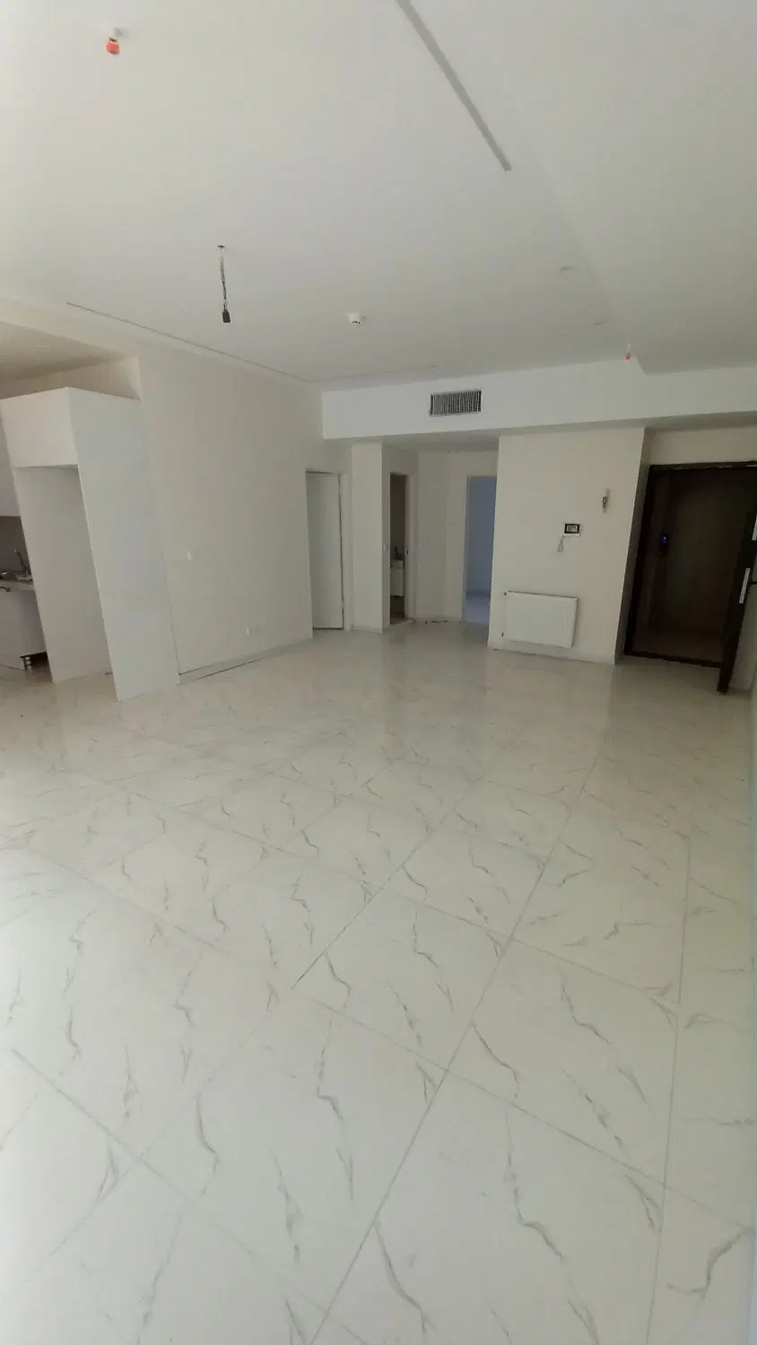 اپارتمان نوساز ۸۰ متر ۲ خوابه