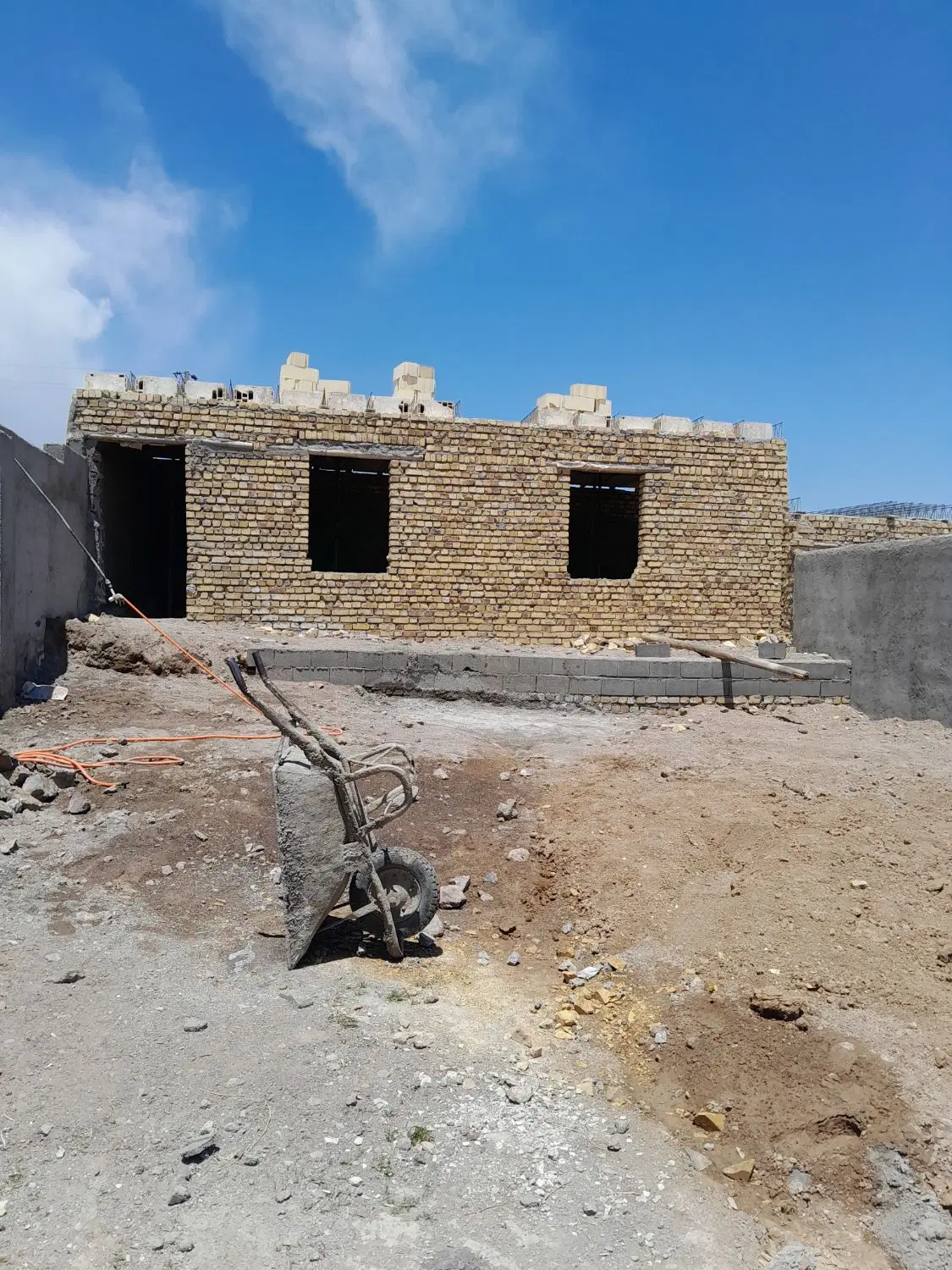 فروش ۲ ویلا قزوین بخش مرکزی قاقازان روستای مشکین