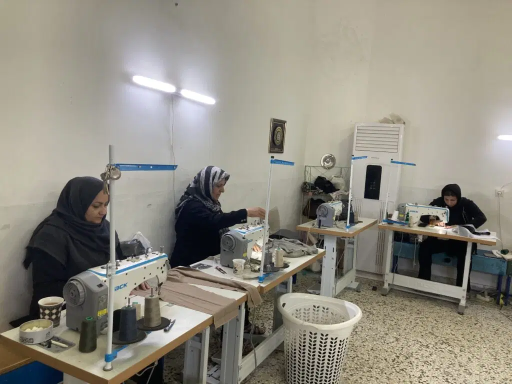 کارگاه تولیدی خیاطی 80 متری
