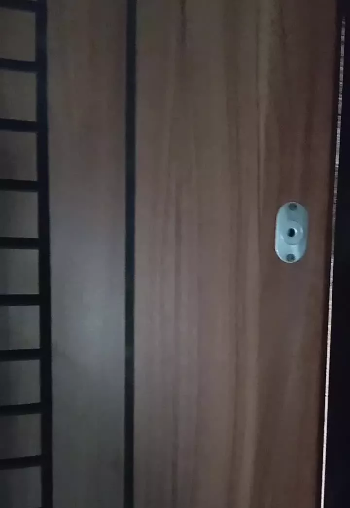 ساختمان سه طبق