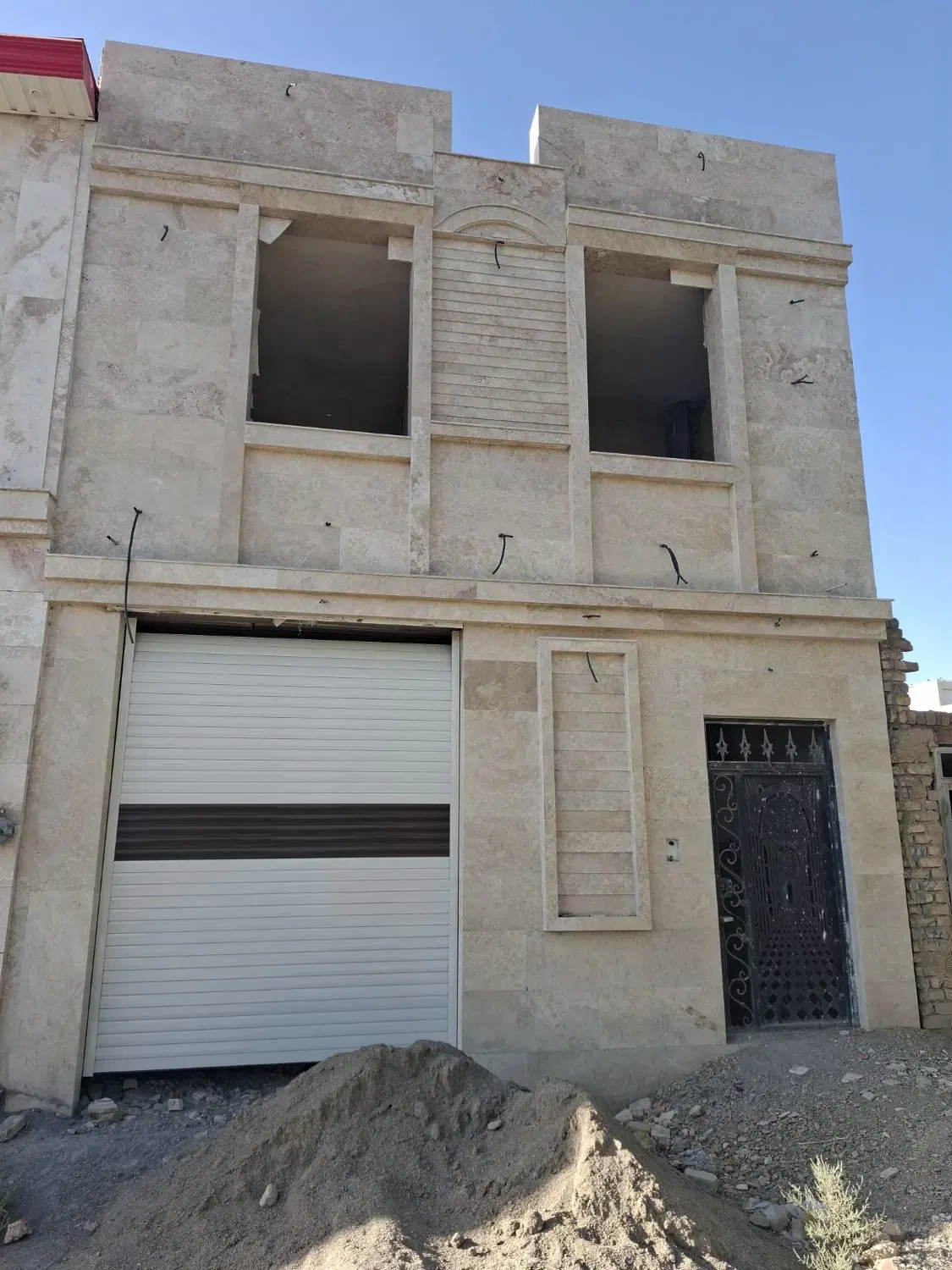 خانه دوبلکس نیمه کاره
