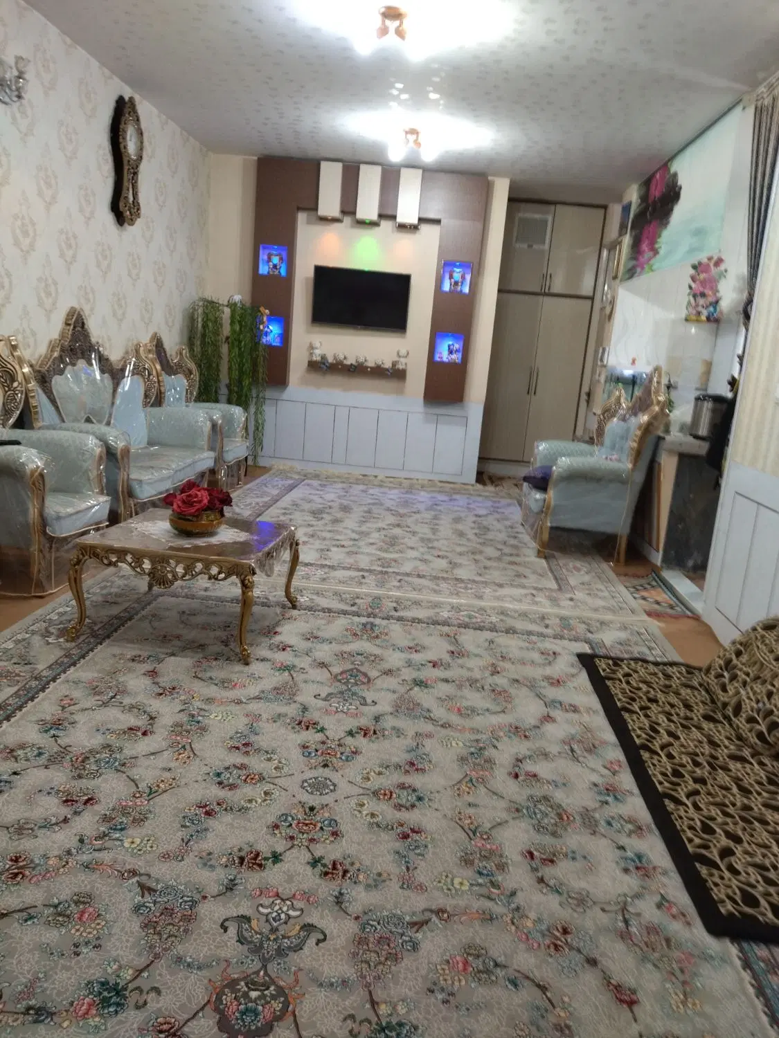 فروش منزل ویلایی در حاجی آباد