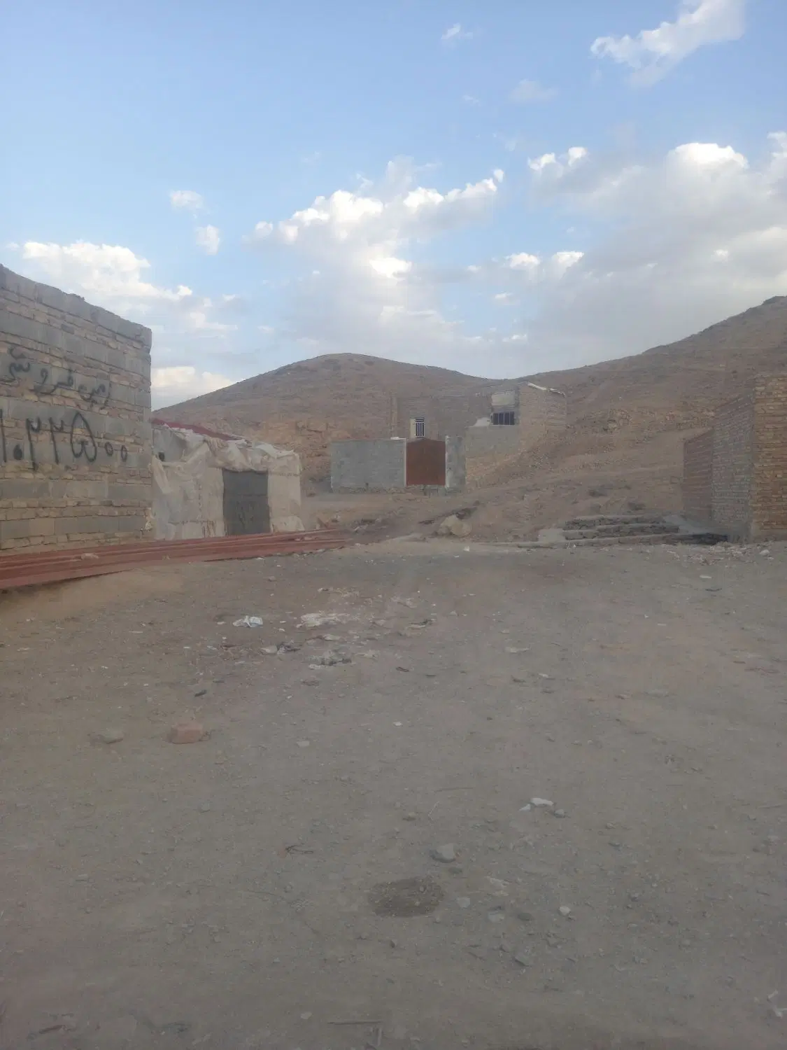 زمین فروشی پوگی حاجی آباد
