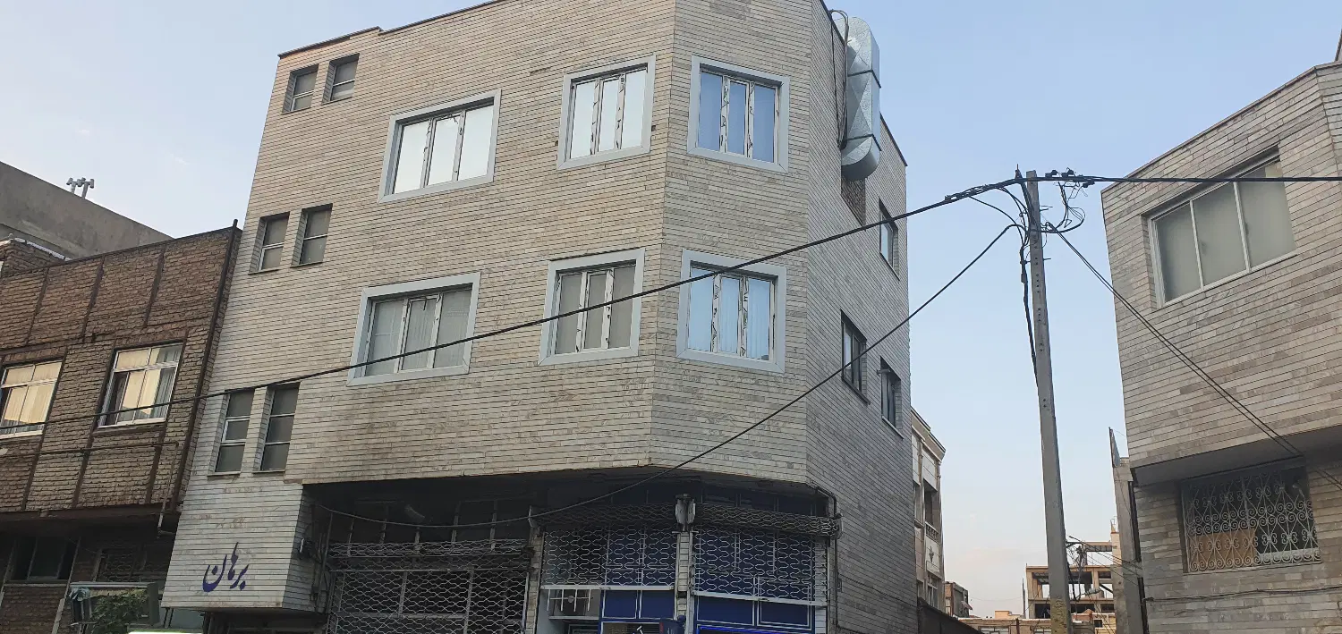 واحد اداری و خدماتی در جدیری شمالی