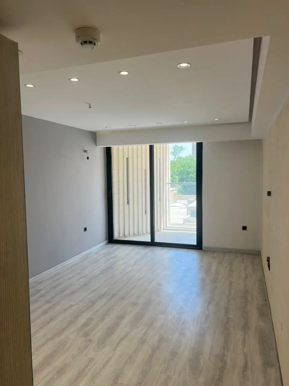 فروش آپارتمان ۲۱۰ متری_ ۳ خواب _ تاپ لوکیشن