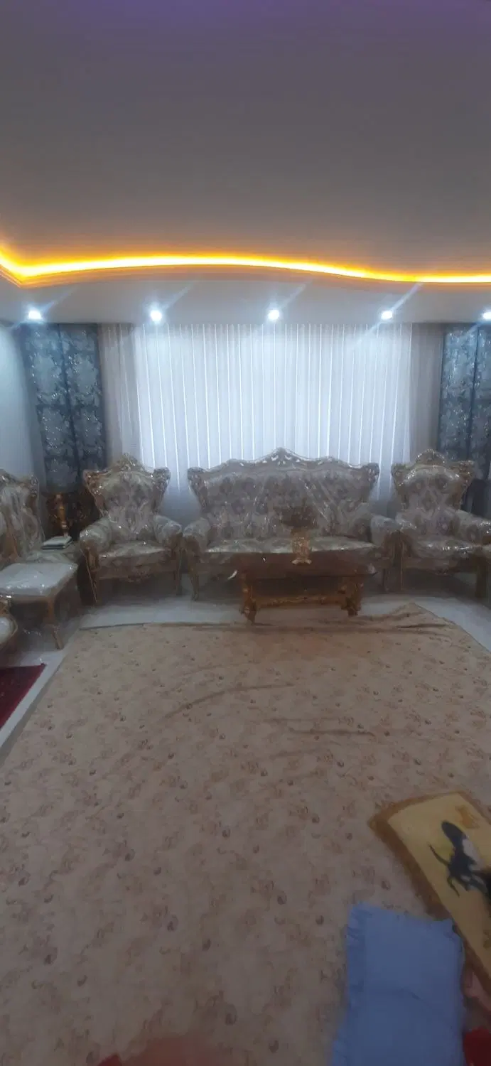 ۹۶ پردیس۱