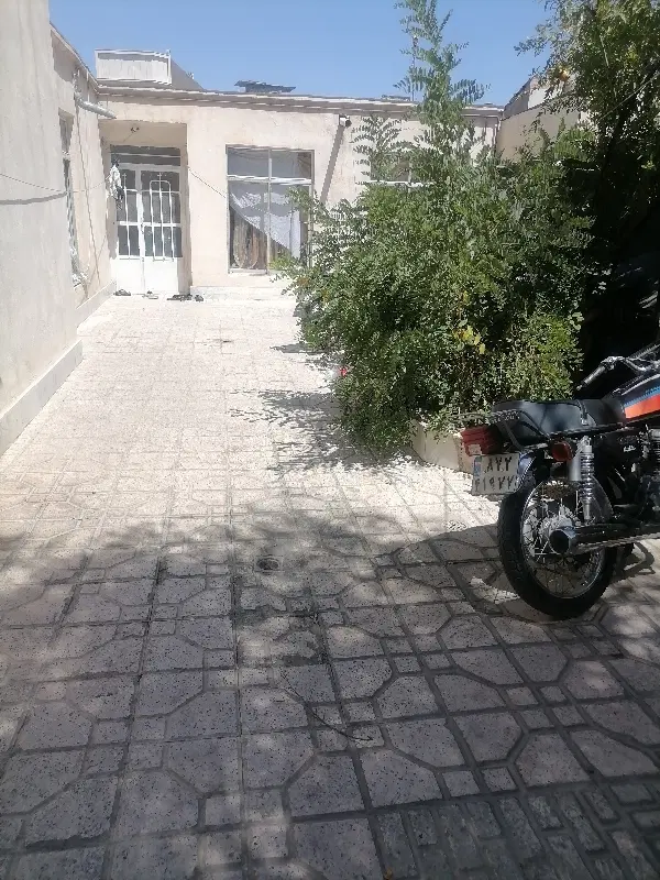 ۲۰۰متر منزل کلنگی فروشی