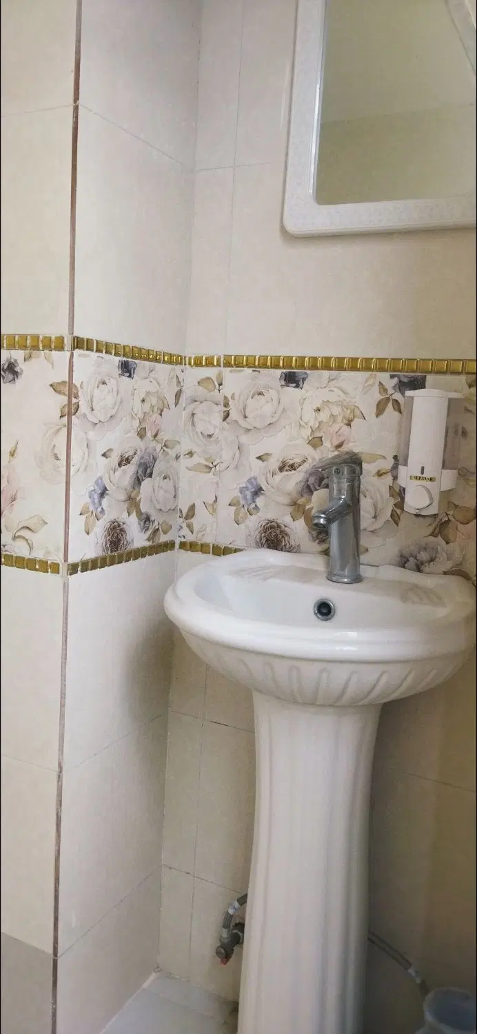 اجاره خانه طبقه بالا