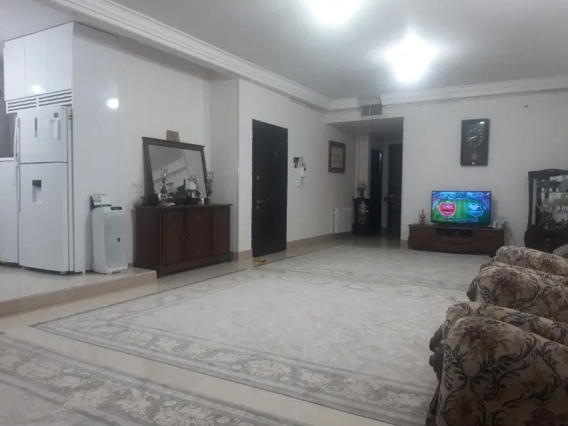 فروش ساختمان چهارطبقه فاز ۲ کیو