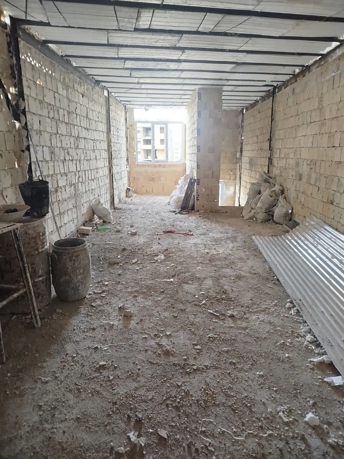 آپارتمان دوبلکس سفت کاری موقعیت عالی