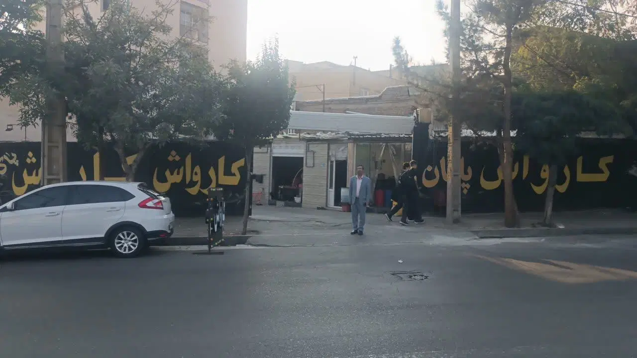 زمین تجاری اداری