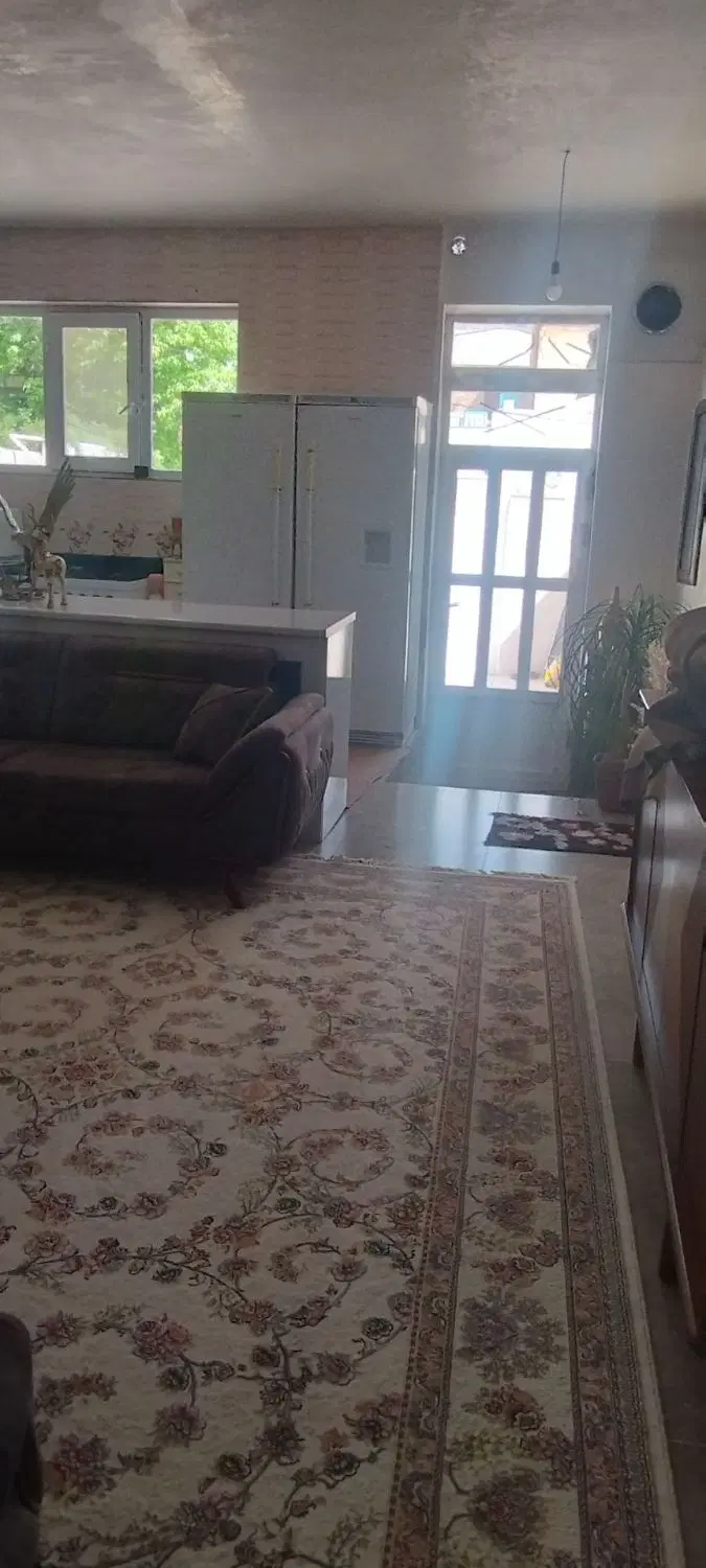 خانه تازه ساز باغ ابریشم