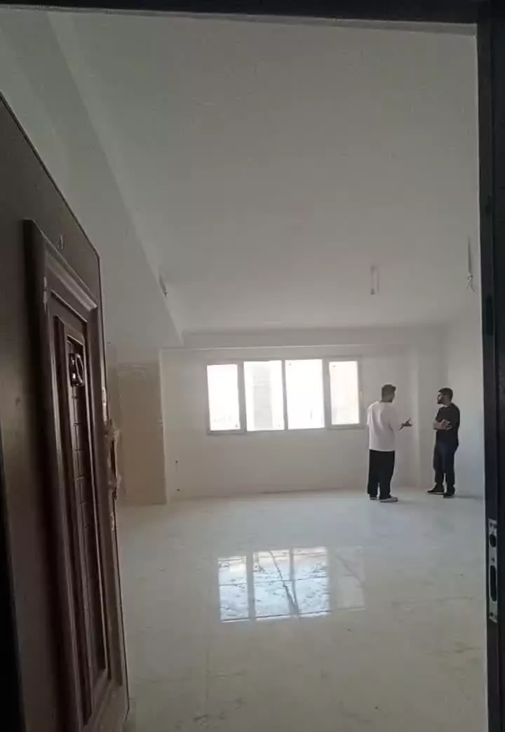 واحد استانداری ۹۸متر_بر بهشت نوساز کف قیمت بازار