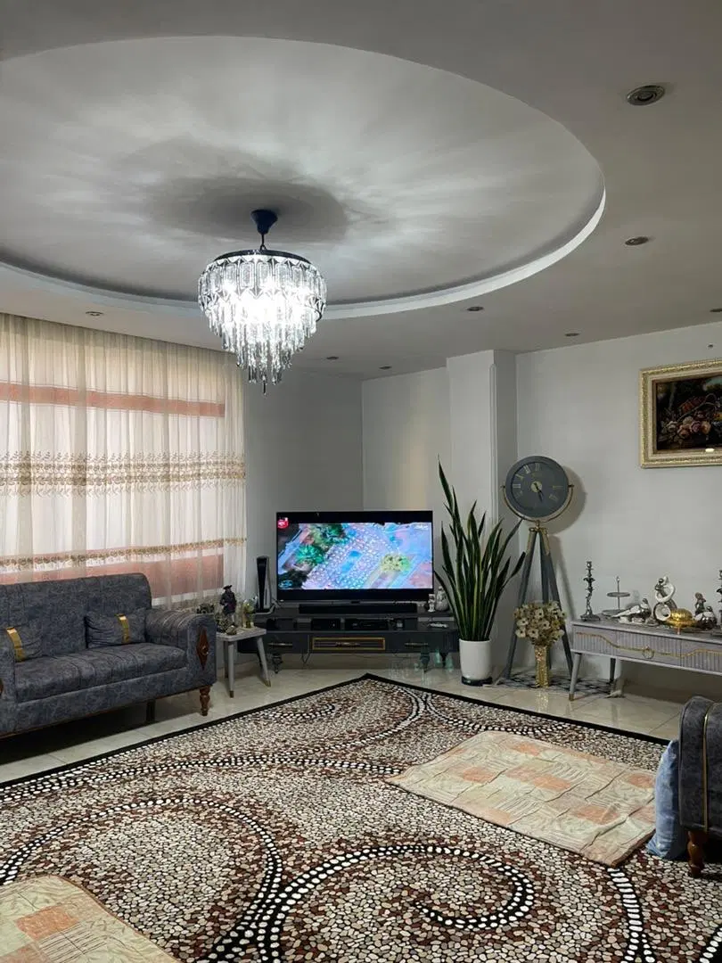 اپارتمان ۱۰۰متری،دوخواب نورگیر و دلنشین