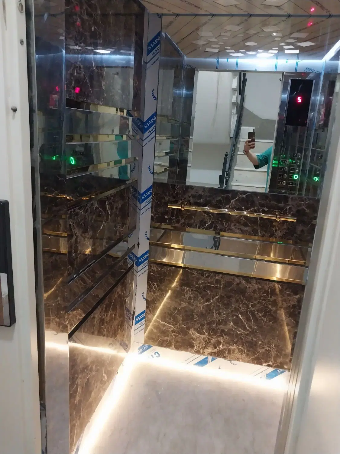 آپارتمان ۱۰۵ متری