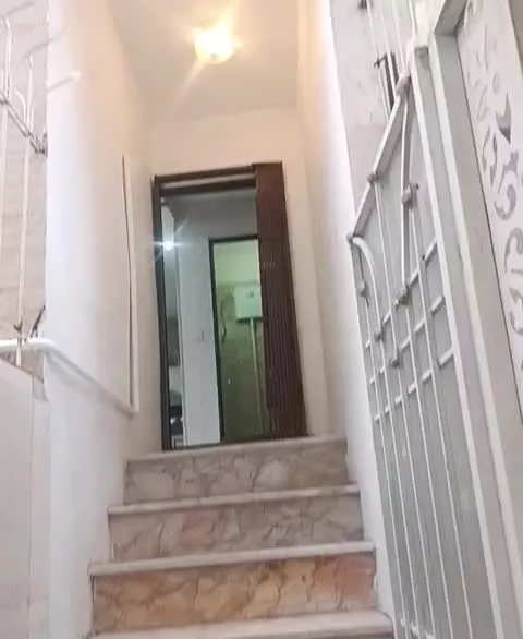 خانه دربست سند دار دوبلکس دو خواب تراس بزرگ