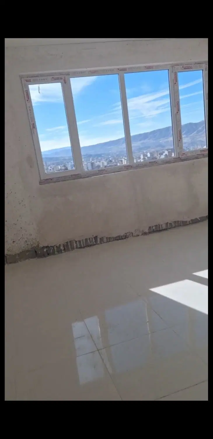 مسکن ملی،تپه ماهور،میدان میلاد