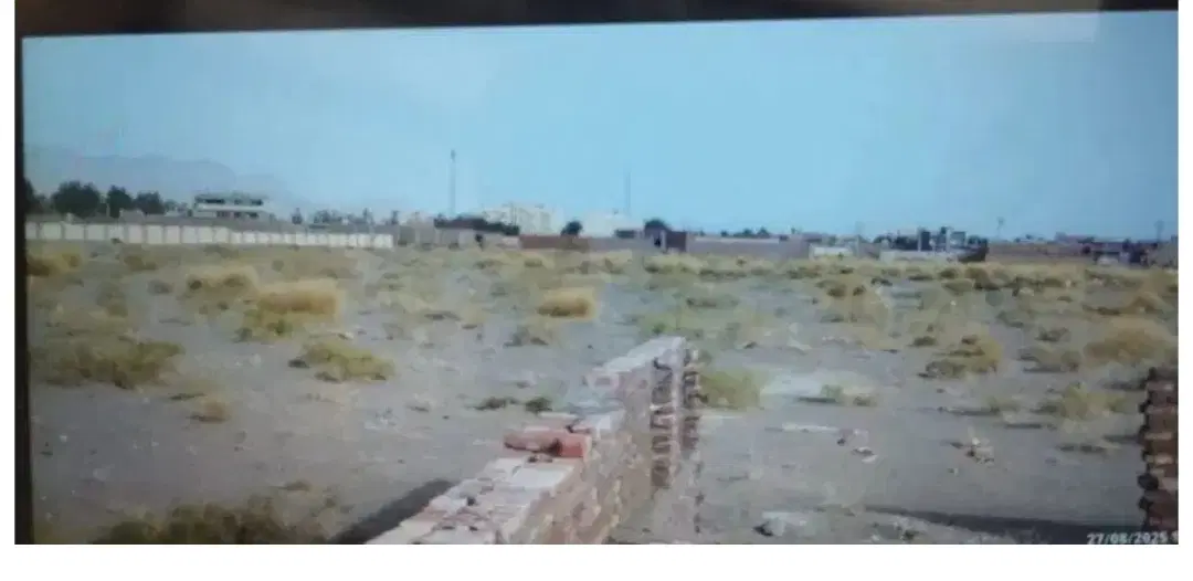 زمین پشت دادگستری