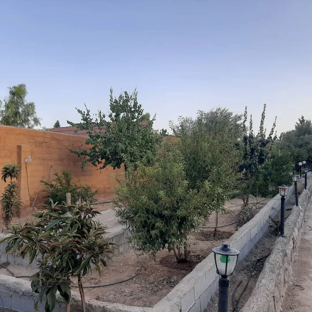 زمین مسکونی تجاری
