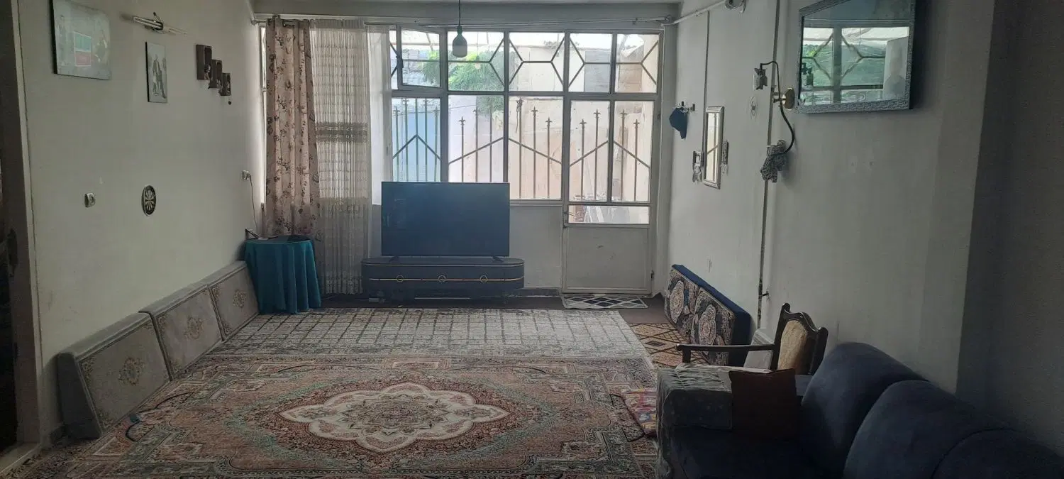 ویلایی نصرت اباد استقلال