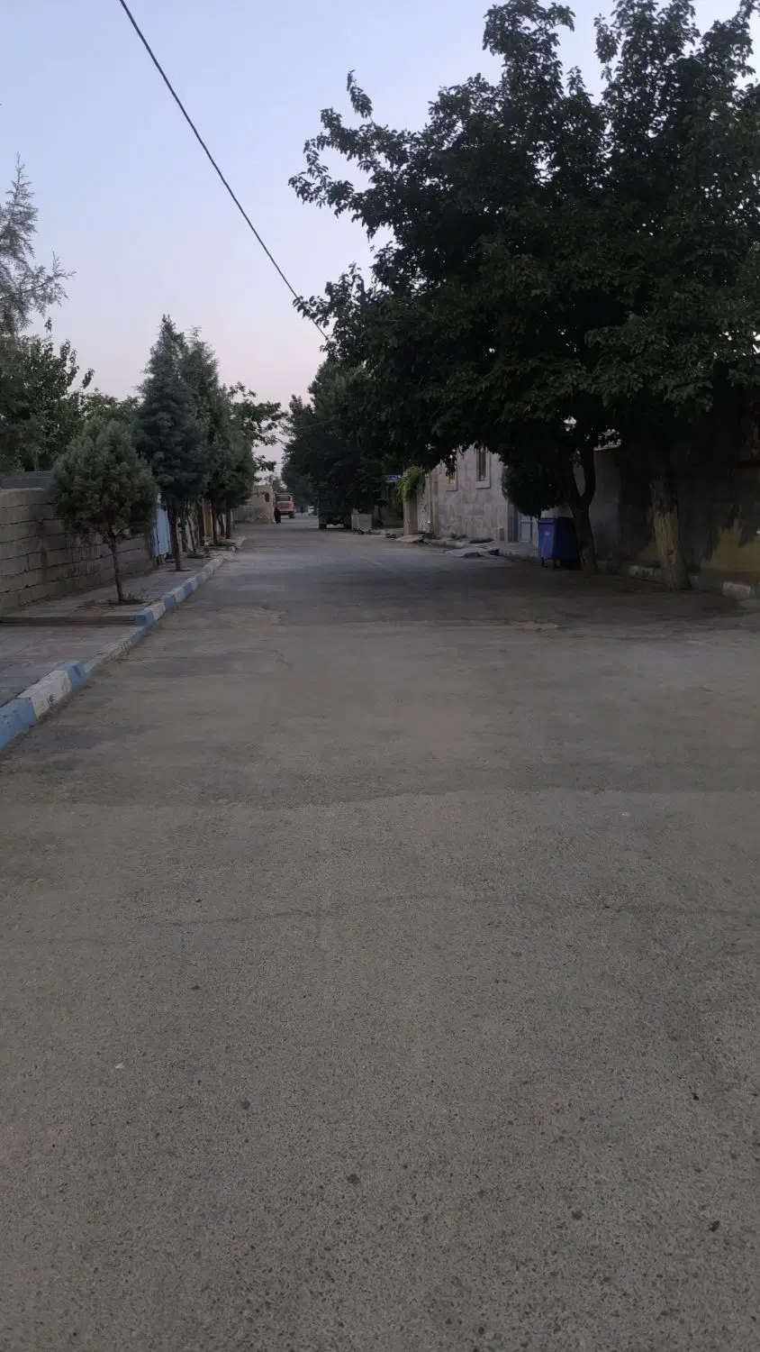 زمین 200متری