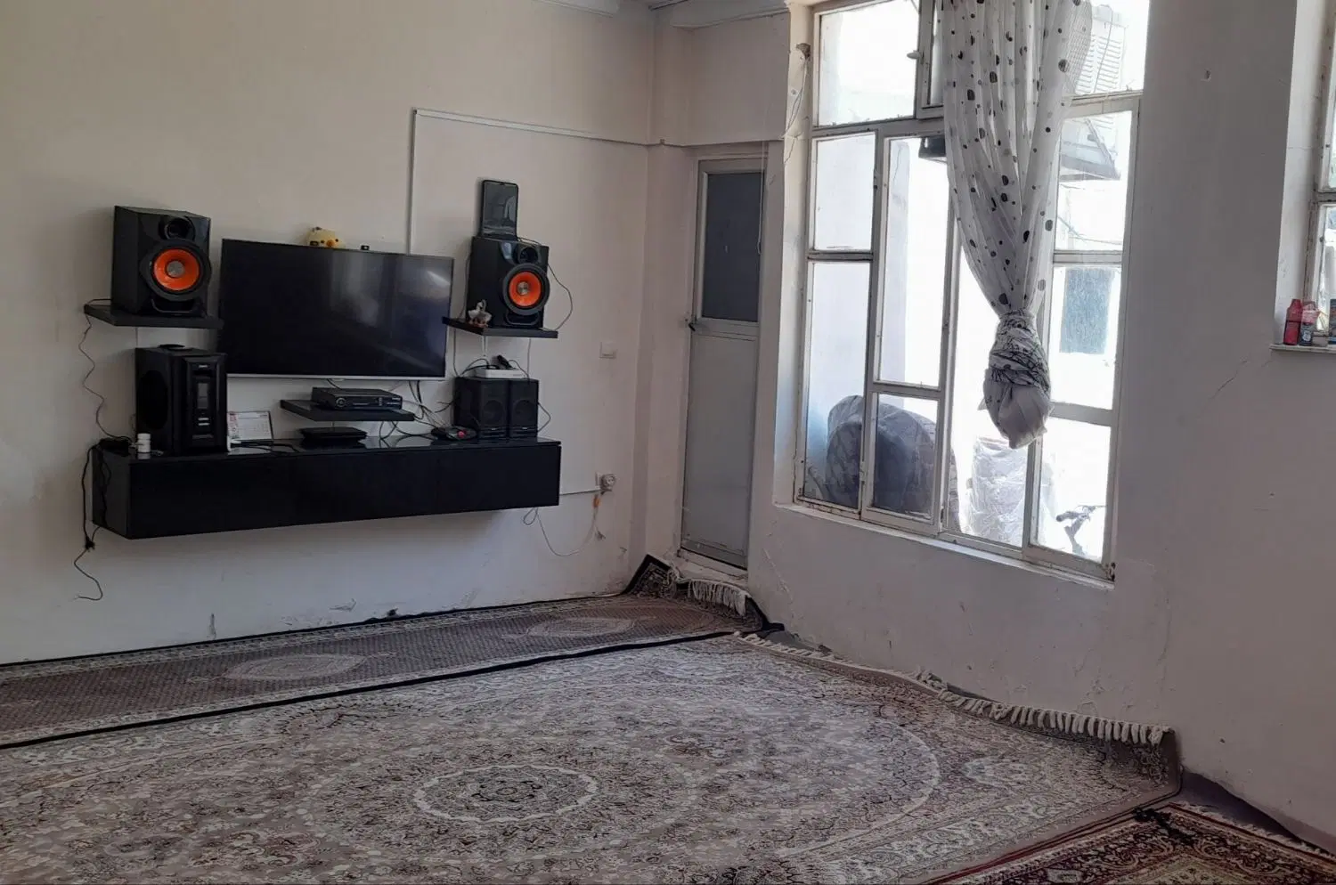 خانه در الوار سفلی