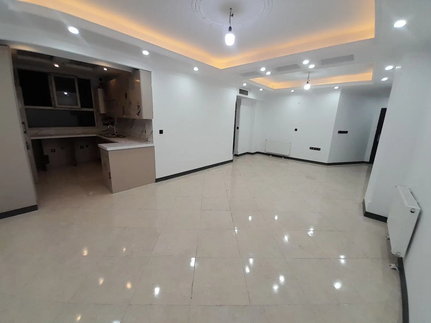 ۷۸ متر ۲ خواب با ۲ پارکینگ سندی