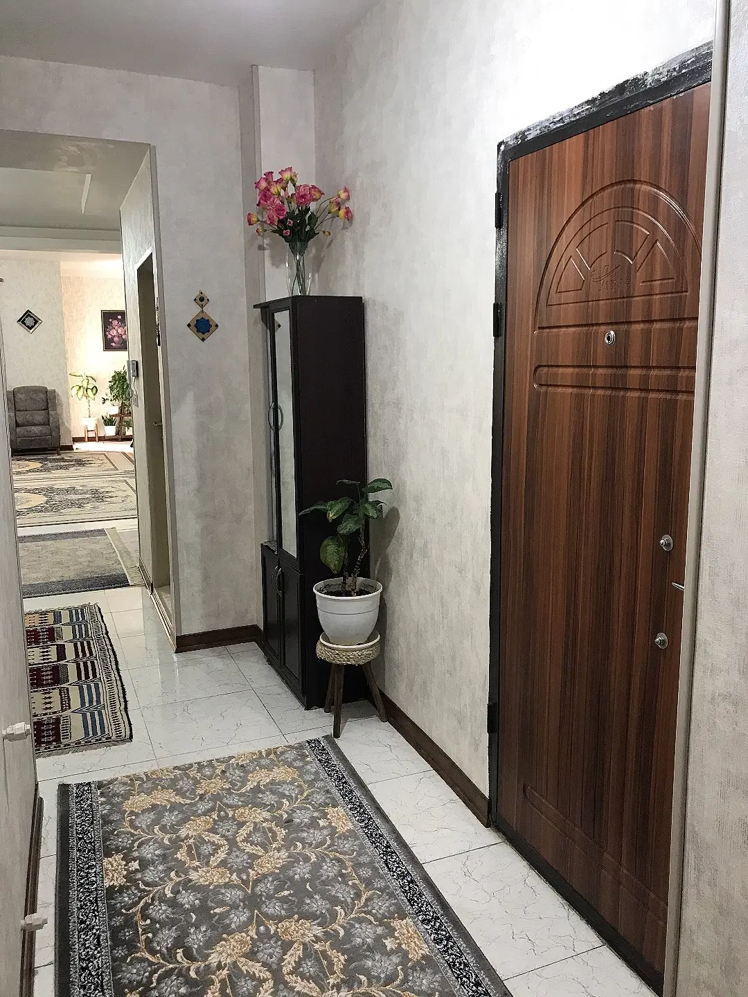 ۱۲۱متر جنوبی_ساخت۱۴۰۳_مستر+۲بالکن_آیت الله صالحی۱۳