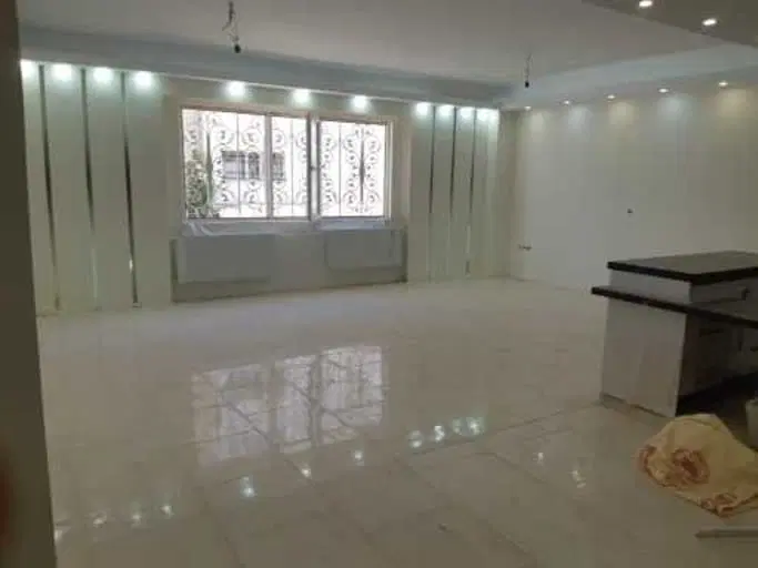 پردیس فاز۸طبقه اول لاکچری تراس بزرگ
