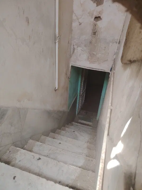 زیر زمین به عنوان انبار.