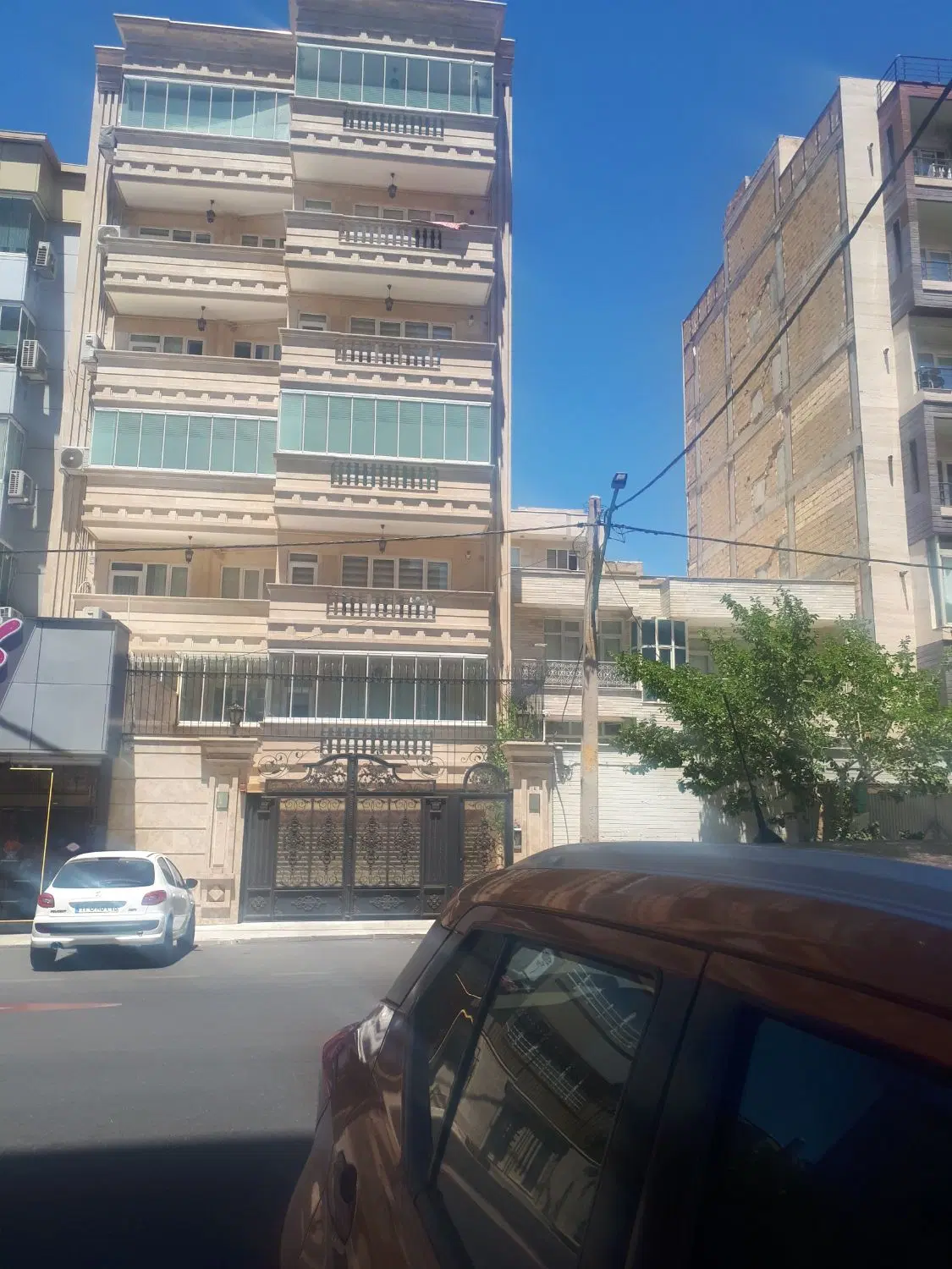 ائل گلی،دادگستری،سهند،۱۲۷متر