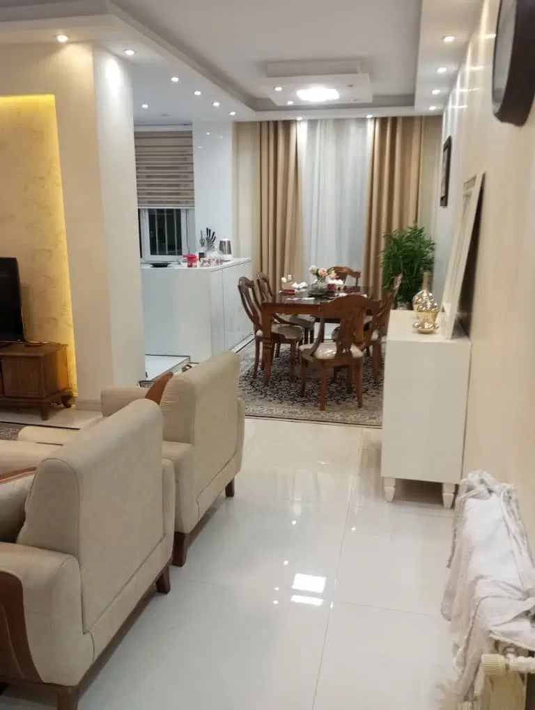 ۵۴متر یک خواب _ تاپ لوکیشن چهارباغ _ روبه افتاب