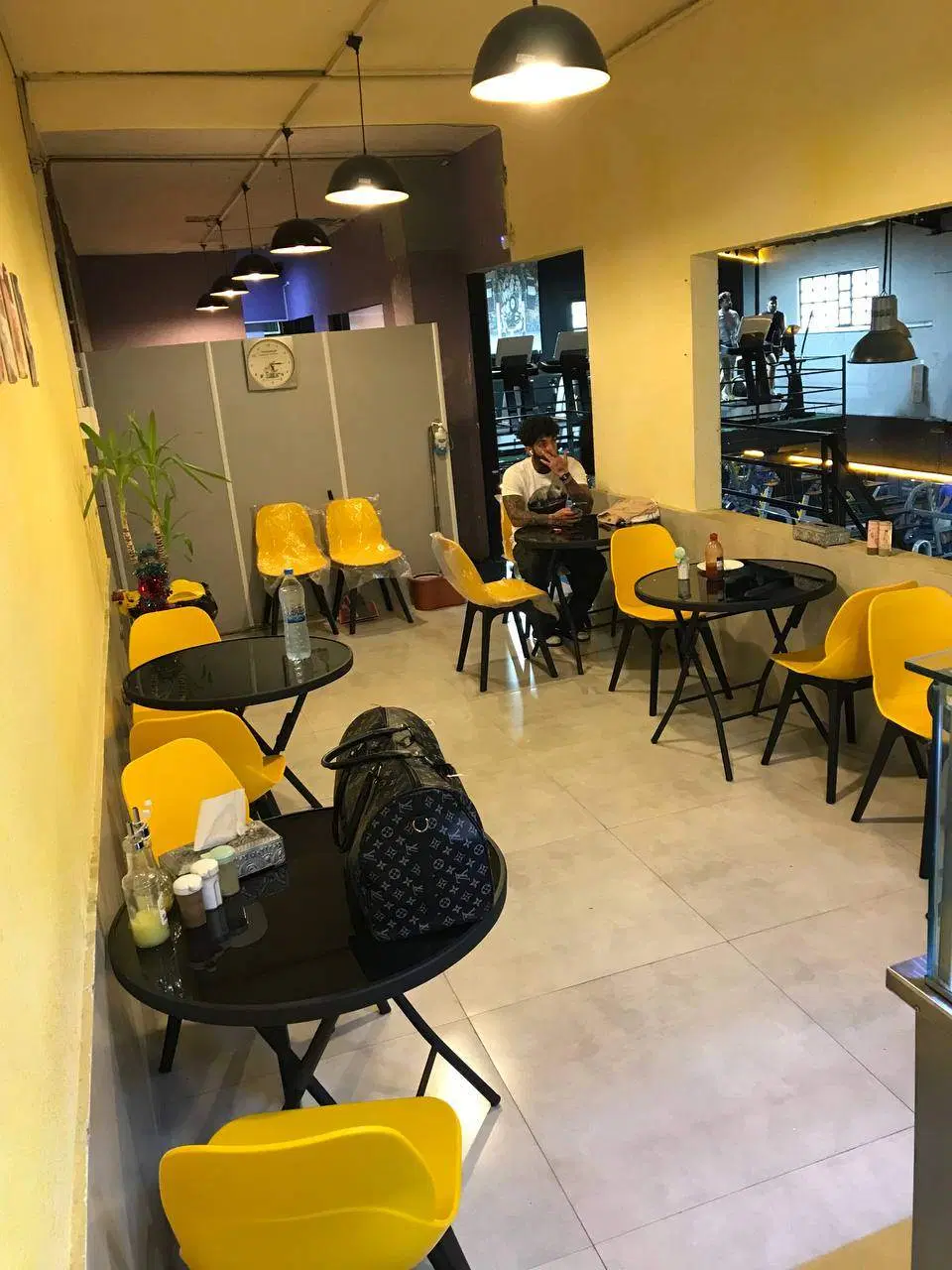 فروش باشگاه بدنسازی