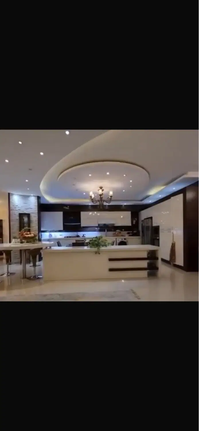 ۲۰۰ متر آپارتمان _ دو ممر _ اورهال _ آفتابگیر