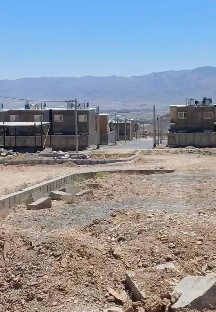 زمین شکراب نبش کوچه