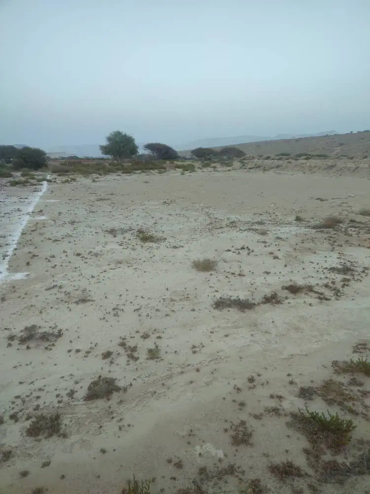 ۲۷۰۰ متر زمین در روستای دوربنی با سد و بند سال ۴۶