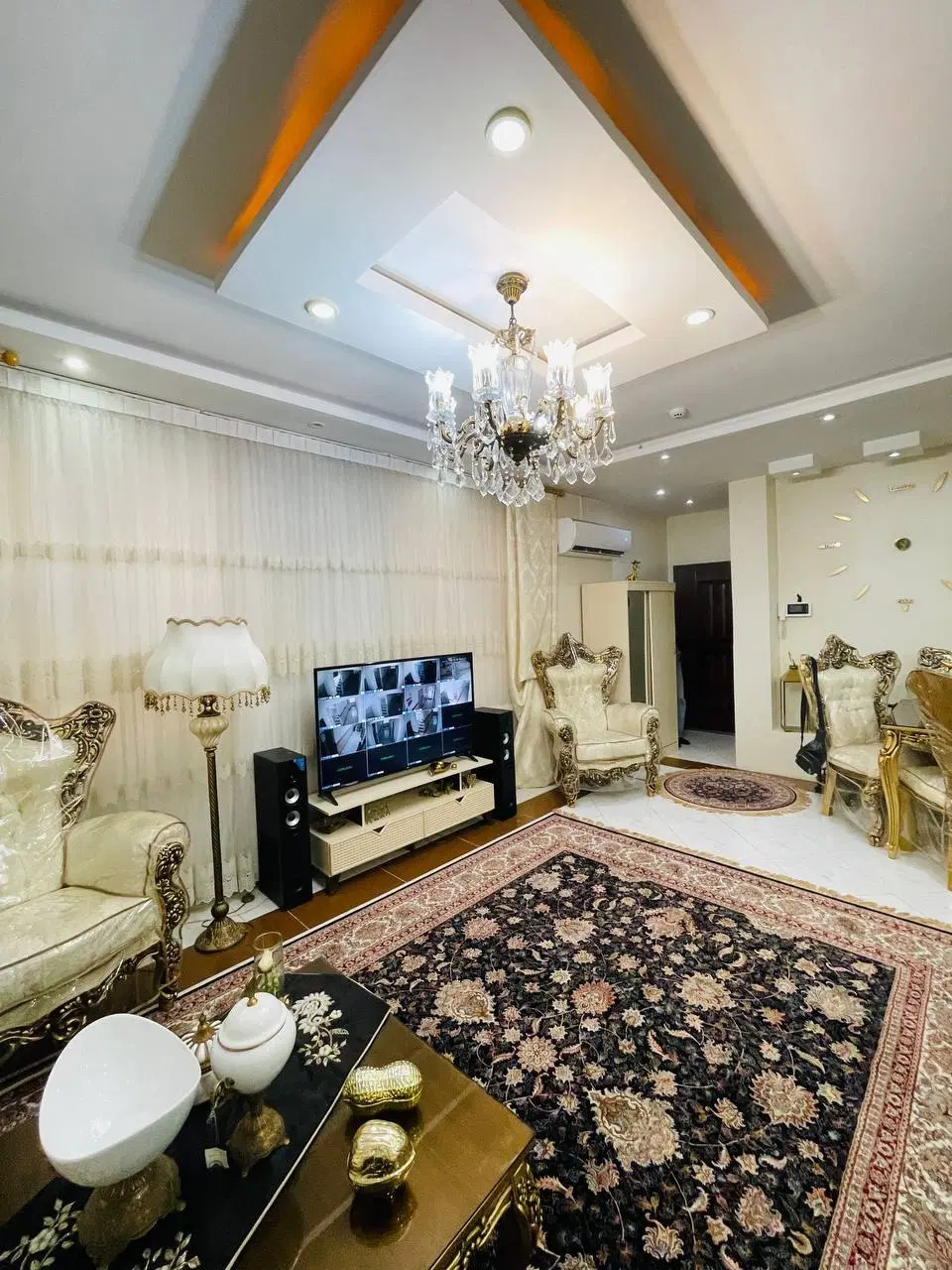 82متر_آسانسور_پارکینگ سندی_روبه نما_غرب تهران