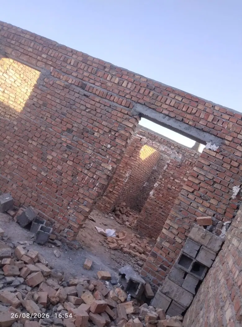 خونه نیمه ساز