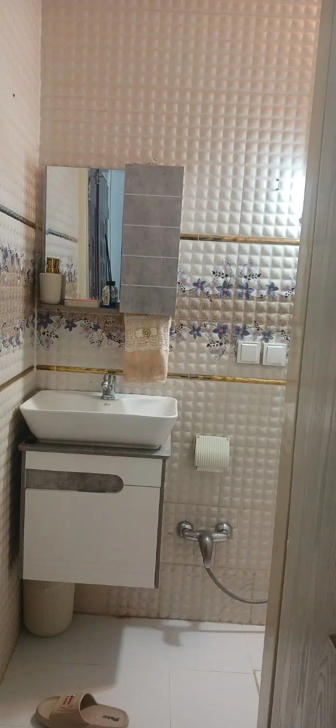 اپارتمان ۶۳ متری آهنگ کیانی